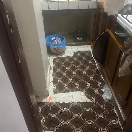 Ev * Κωνσταντινούπολη